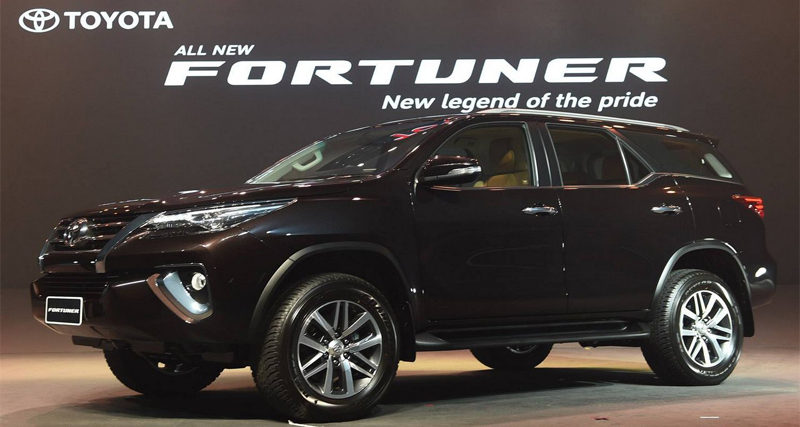 Toyota Fortuner नवम्बर में होगी लाॅन्च, बुकिंग जल्दी