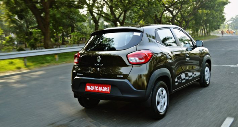 आखिर आ गई Renault Kwid AMT, जानें कीमत …