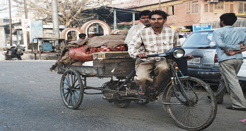 बेहतर सवारी साबित हो रहा है स्कूटर रिक्शा