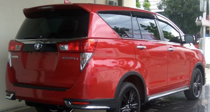 अब आया Innova का Touring Sport एडिशन, जानिए खासियत