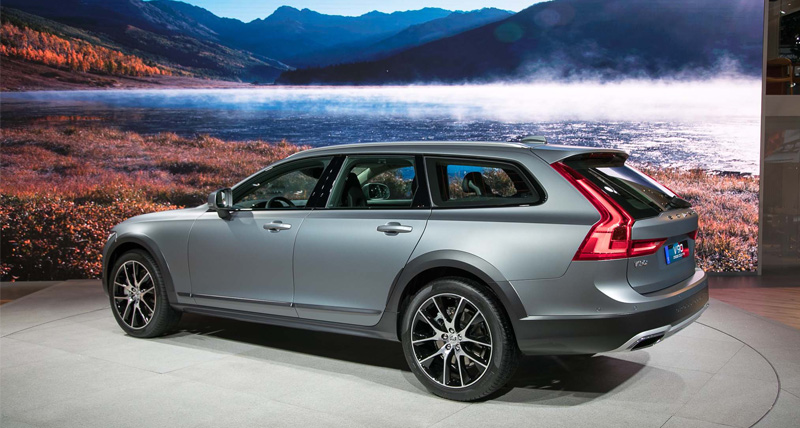 कल लॉन्च होने वाली है VOLVO की V90 क्रॉस कंट्री