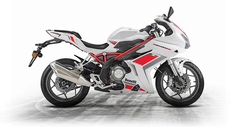 दिखने में स्टाइलिश, पावर है दमदार, यह है DSK-Benelli 302R