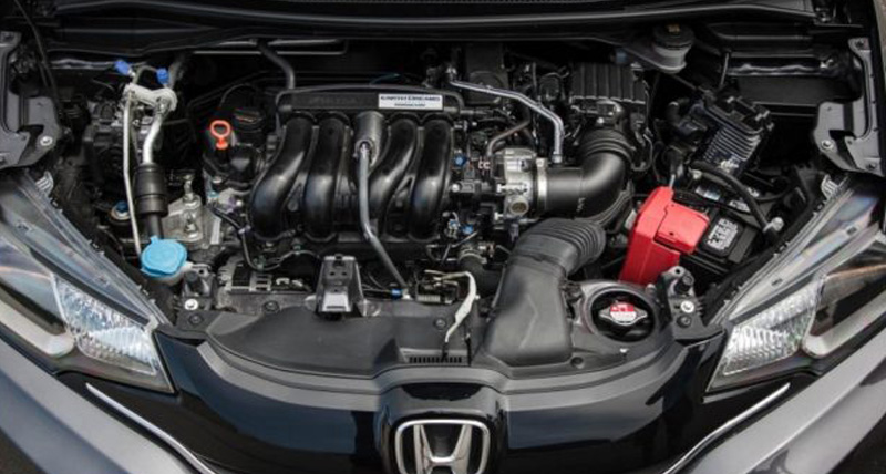 Jazz हैचबैक का फेसलिफ्ट लाने की तैयारी में HONDA