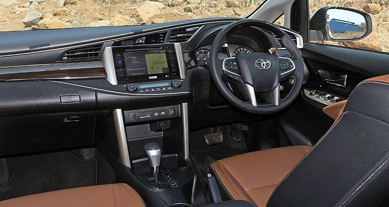 Toyota Innova Crysta की बुकिंग 30,000 पार, वेटिंग पीरियड 3 महीने पहुंचा